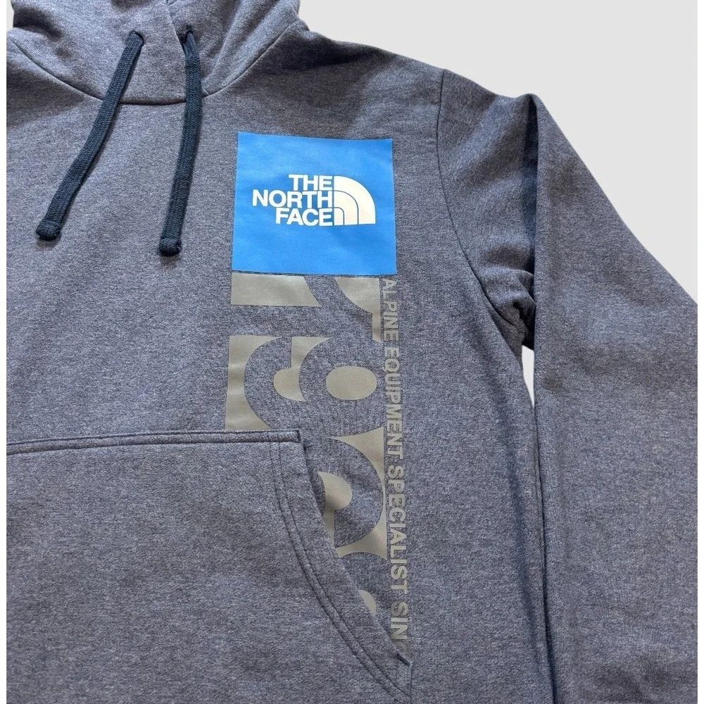 The North Face Men's Medium Blue Hoodie‎ Sweatshirt Kangaroo Pocket
